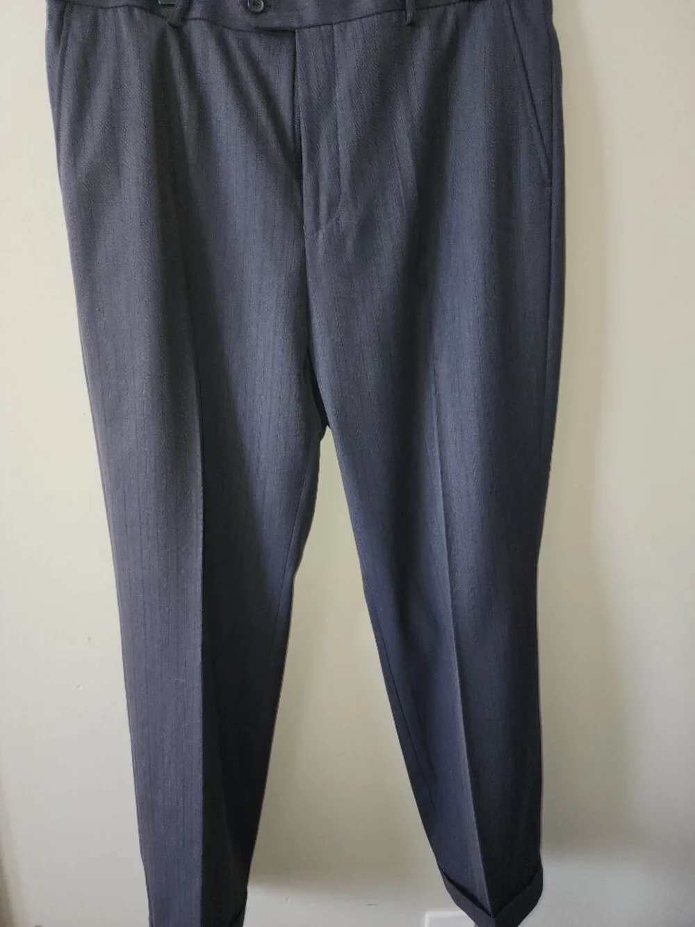 Elite by Eddie Domani Men’s Gray Pinstripe 2 Piece Suit 44R Jacket 38R Pants